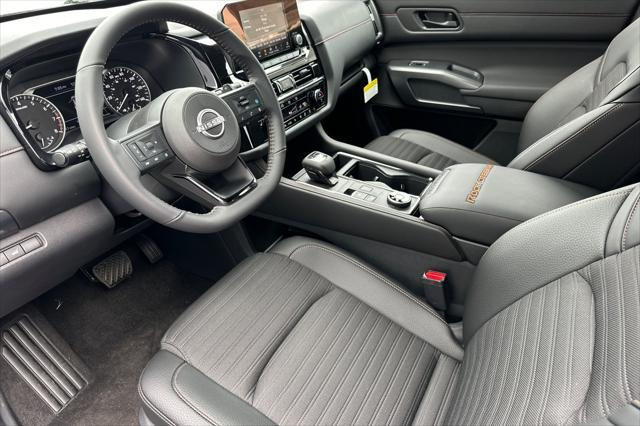 new 2025 Nissan Pathfinder car, priced at $43,967