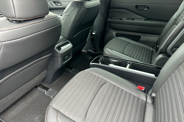 new 2025 Nissan Pathfinder car, priced at $43,967