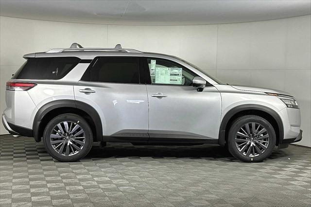 new 2024 Nissan Pathfinder car, priced at $42,684