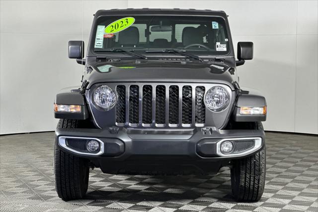 used 2023 Jeep Gladiator car, priced at $28,400