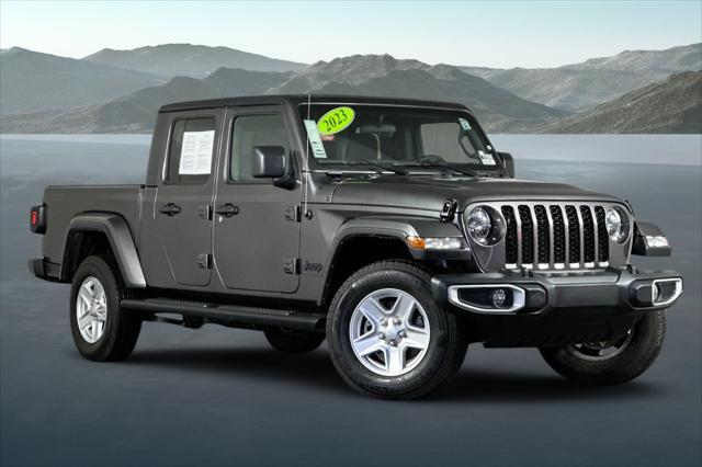 used 2023 Jeep Gladiator car, priced at $28,400