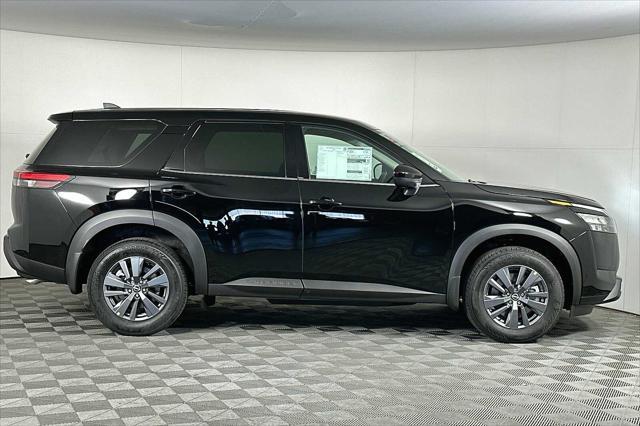 new 2024 Nissan Pathfinder car, priced at $33,947