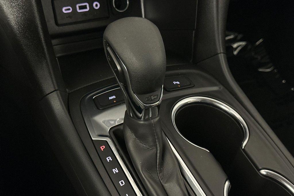used 2024 Chevrolet Equinox car, priced at $20,512
