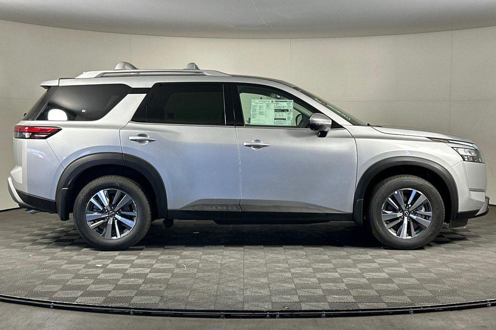 new 2025 Nissan Pathfinder car, priced at $37,444