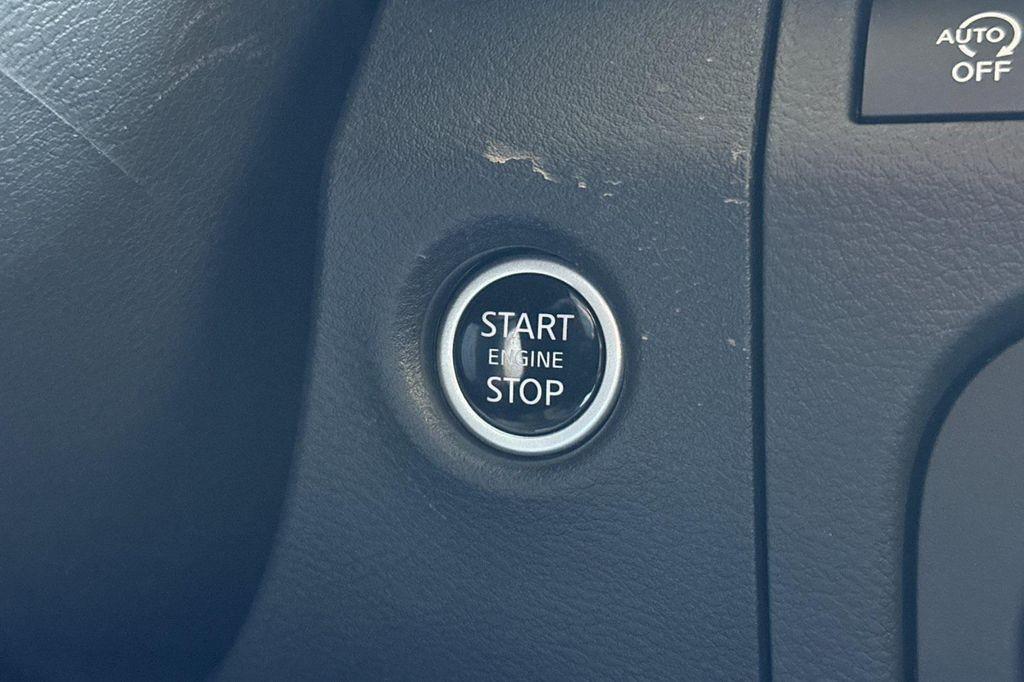 new 2025 Nissan Frontier car, priced at $40,426