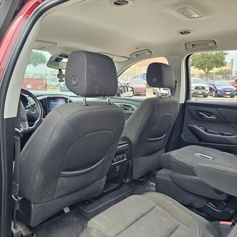 used 2021 Chevrolet Traverse car, priced at $22,995