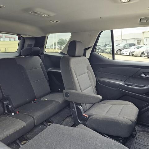 used 2021 Chevrolet Traverse car, priced at $22,995
