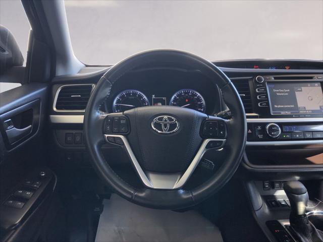 used 2019 Toyota Highlander car, priced at $29,995