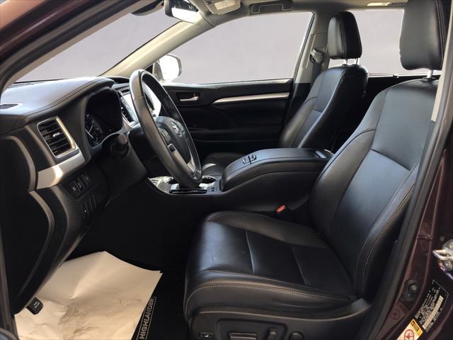 used 2019 Toyota Highlander car, priced at $29,995