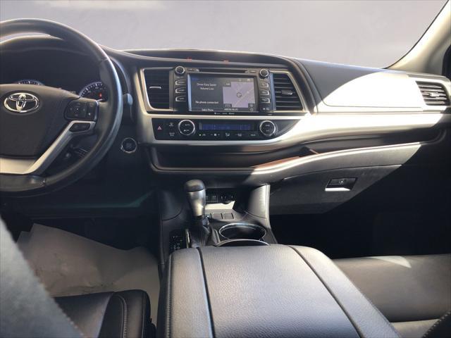 used 2019 Toyota Highlander car, priced at $29,995