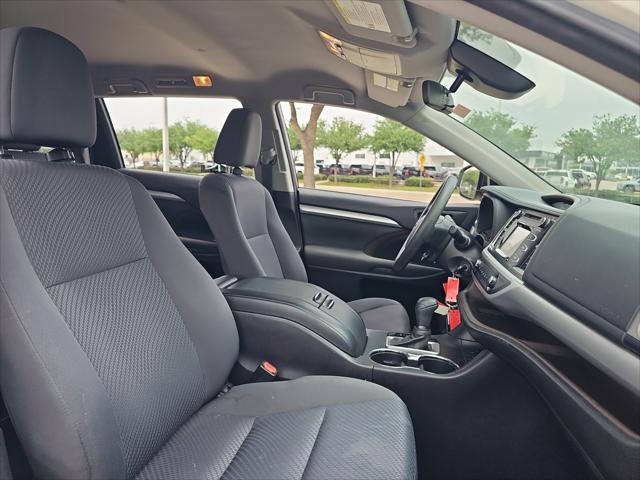 used 2017 Toyota Highlander car, priced at $24,990