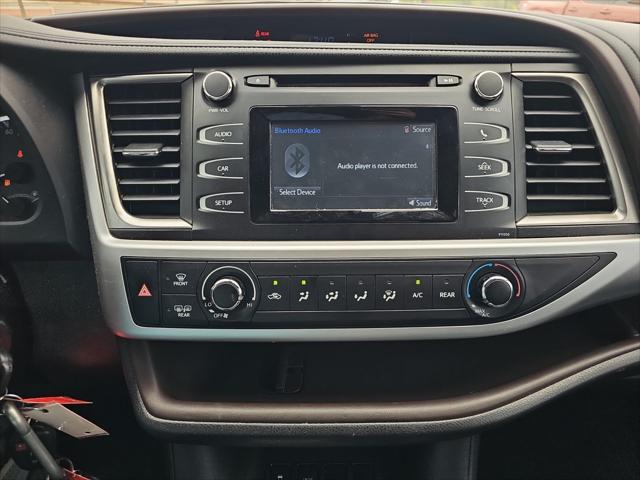 used 2017 Toyota Highlander car, priced at $24,990