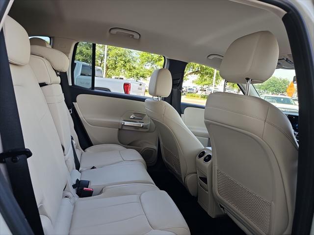used 2020 Mercedes-Benz GLB 250 car, priced at $25,990