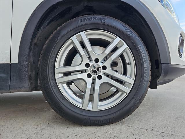 used 2020 Mercedes-Benz GLB 250 car, priced at $25,990
