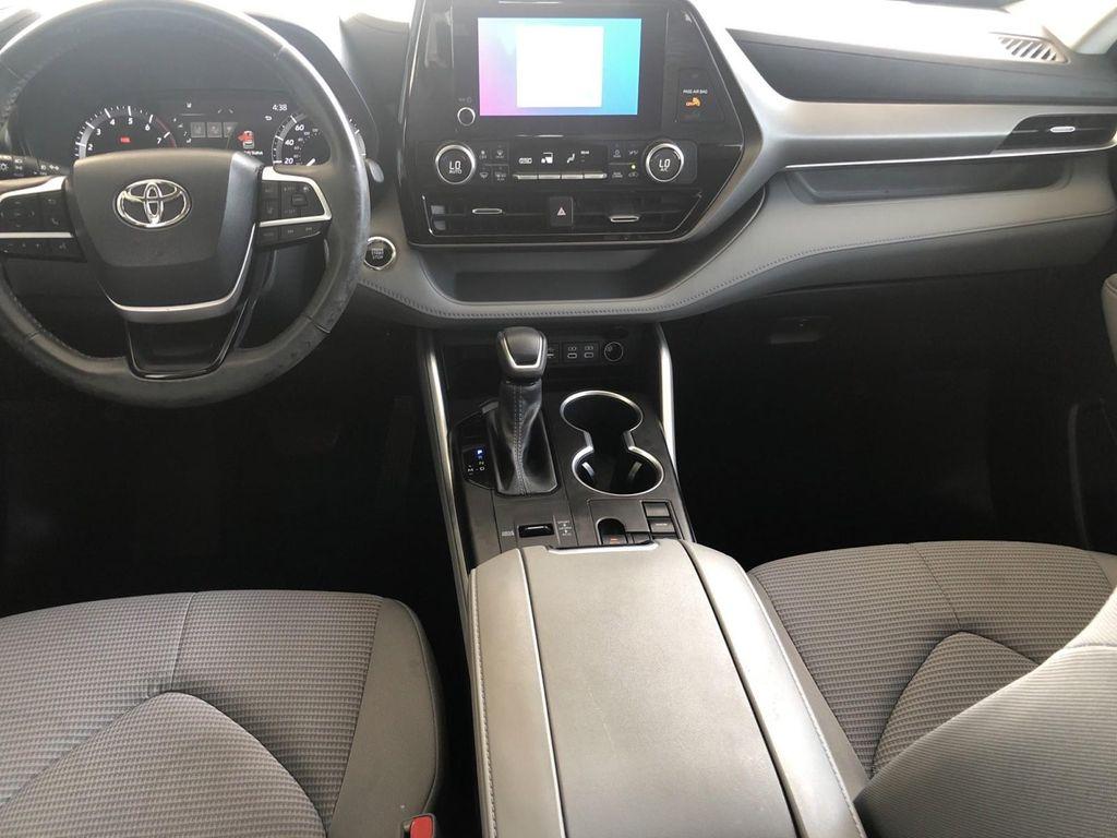 used 2023 Toyota Highlander car, priced at $36,995