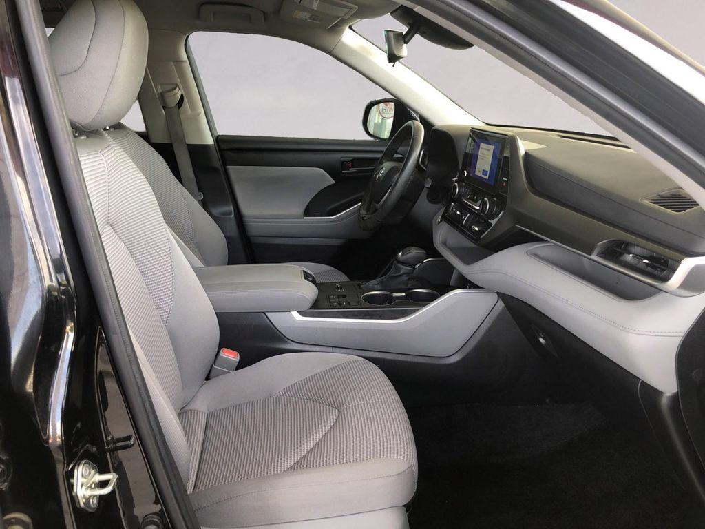 used 2023 Toyota Highlander car, priced at $36,995