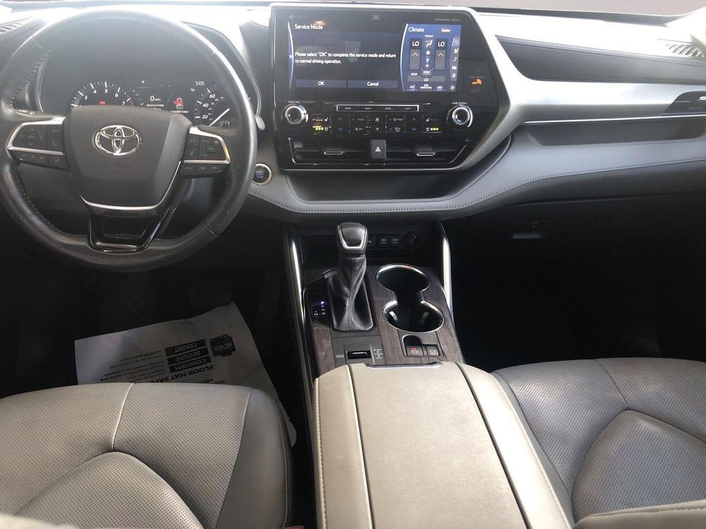 used 2021 Toyota Highlander car, priced at $34,995