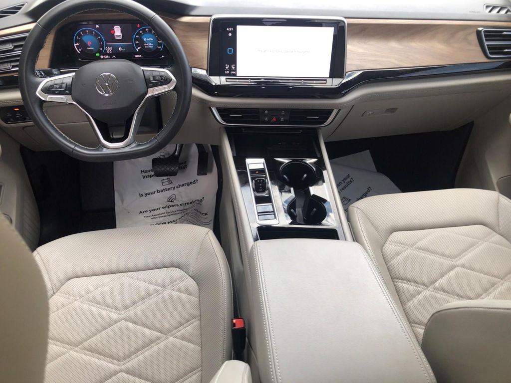 used 2024 Volkswagen Atlas car, priced at $35,995