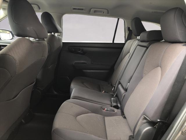 used 2023 Toyota Highlander car, priced at $36,995