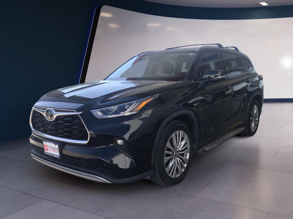 used 2022 Toyota Highlander car, priced at $42,995