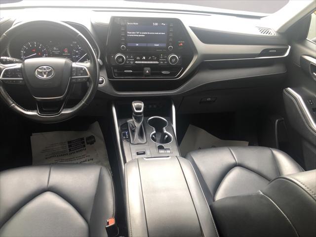used 2020 Toyota Highlander car, priced at $26,995