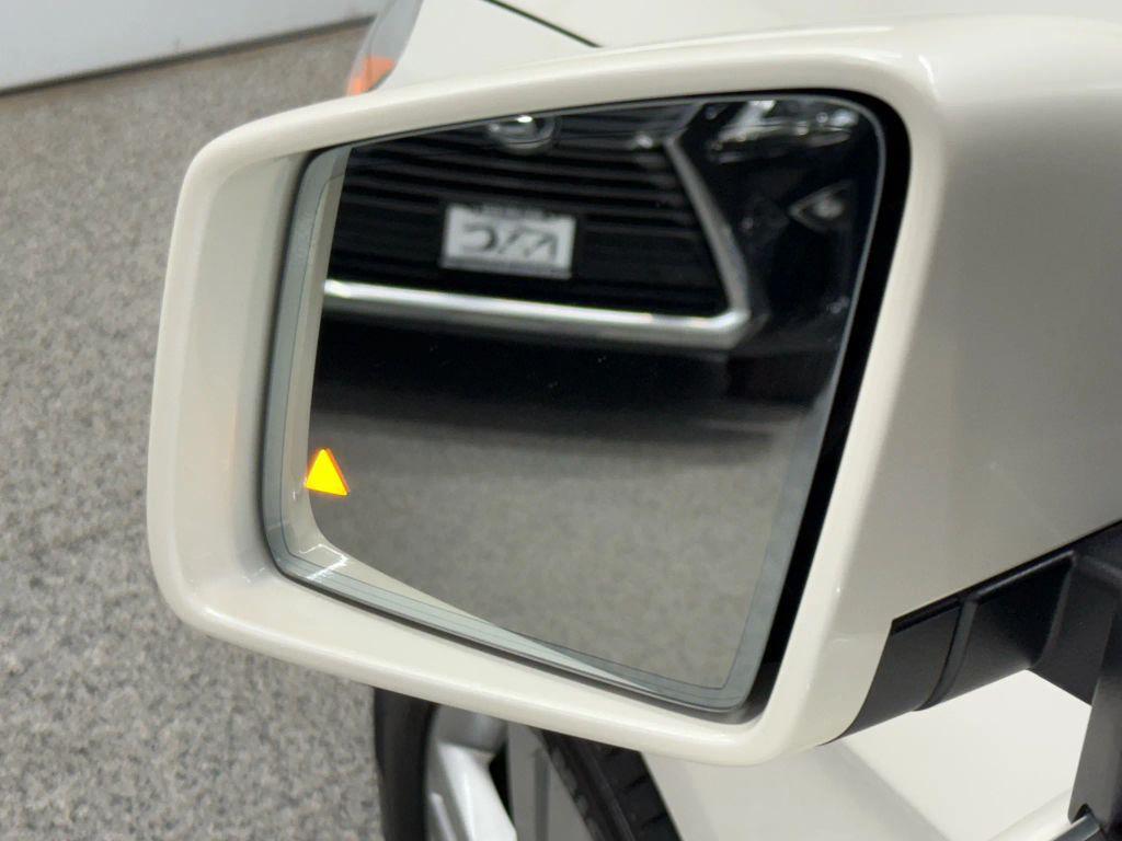 used 2013 Mercedes-Benz M-Class car, priced at $10,495