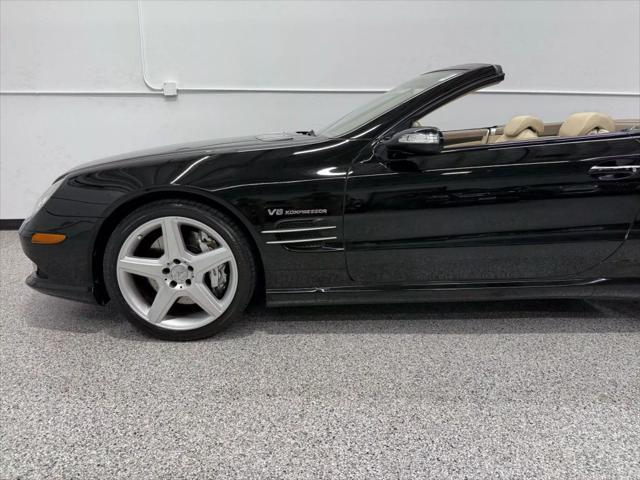 used 2007 Mercedes-Benz SL-Class car, priced at $26,995