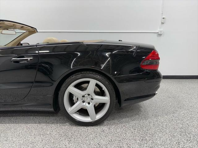 used 2007 Mercedes-Benz SL-Class car, priced at $26,995