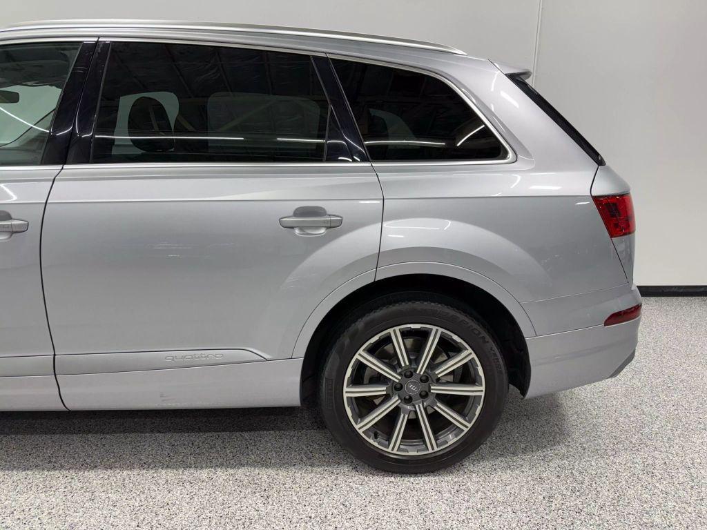 used 2017 Audi Q7 car, priced at $17,995