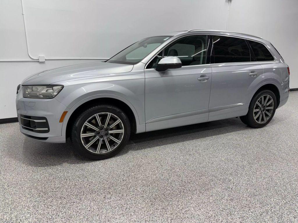 used 2017 Audi Q7 car, priced at $17,995