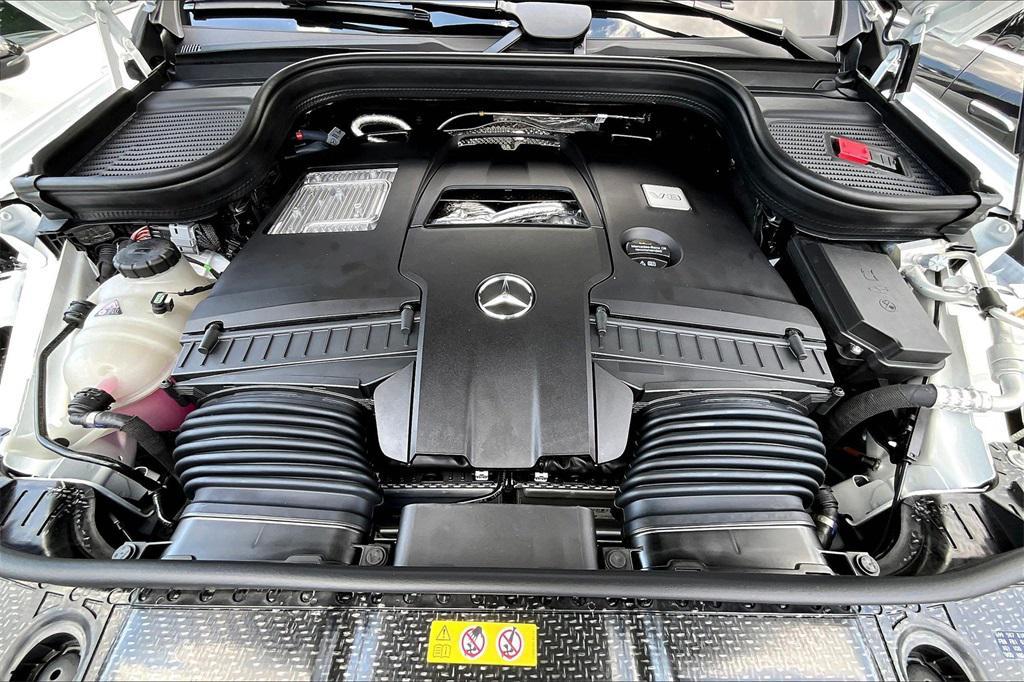 new 2026 Mercedes-Benz GLE 580 car, priced at $91,445