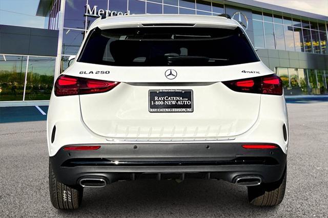 new 2025 Mercedes-Benz GLA 250 car, priced at $53,100