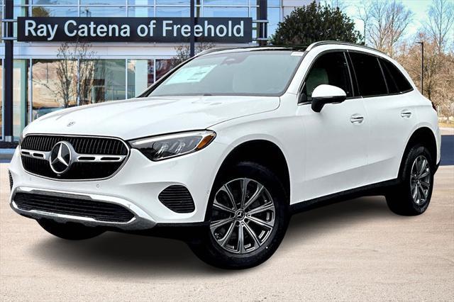 new 2025 Mercedes-Benz GLC 300 car, priced at $53,935