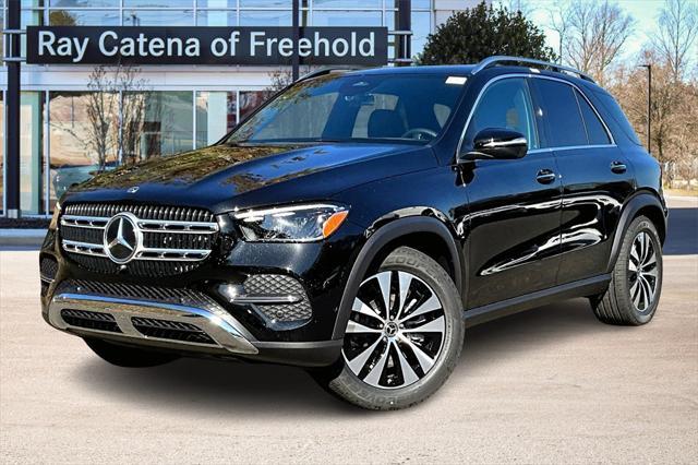 new 2025 Mercedes-Benz GLE 450 car, priced at $73,965