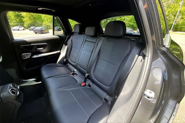 new 2025 Mercedes-Benz GLC 300 car, priced at $57,295