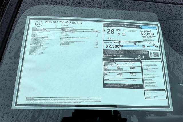 new 2025 Mercedes-Benz GLA 250 car, priced at $47,295