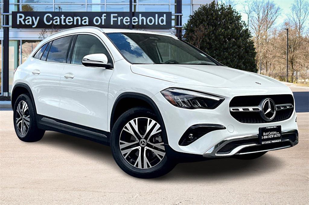 used 2025 Mercedes-Benz GLA 250 car, priced at $41,999