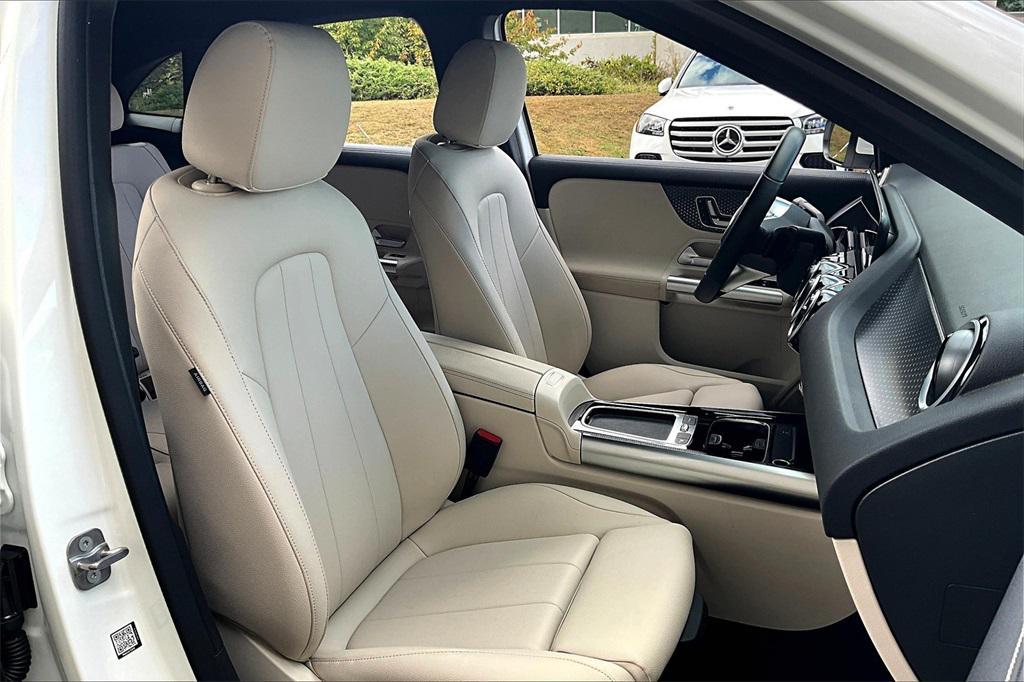 used 2025 Mercedes-Benz GLA 250 car, priced at $41,999