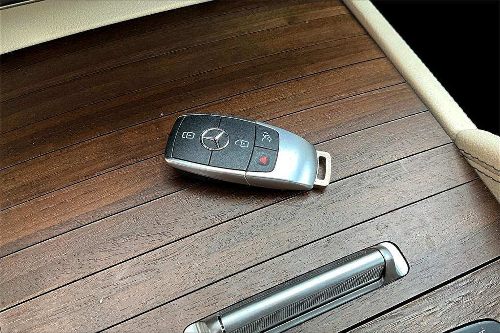 used 2022 Mercedes-Benz GLE 350 car, priced at $43,995