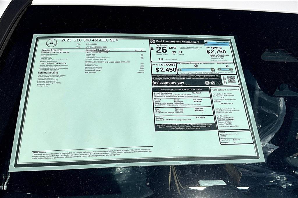 new 2025 Mercedes-Benz GLC 300 car, priced at $53,285