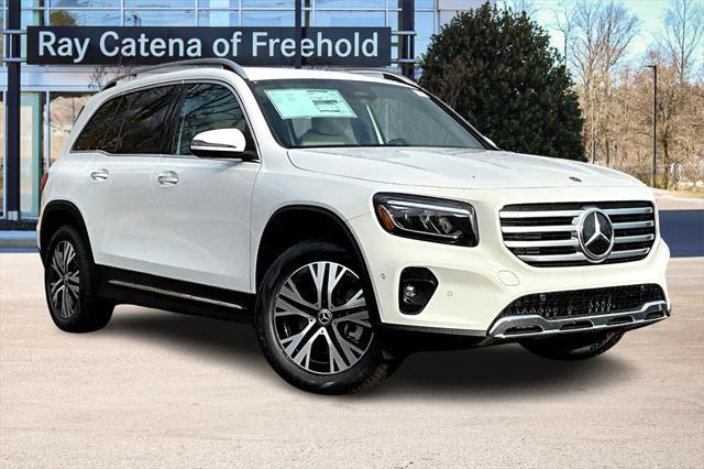 new 2025 Mercedes-Benz GLB 250 car, priced at $51,095