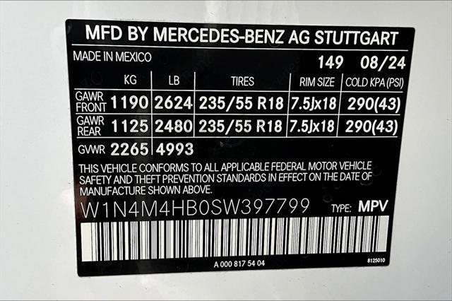 new 2025 Mercedes-Benz GLB 250 car, priced at $51,095