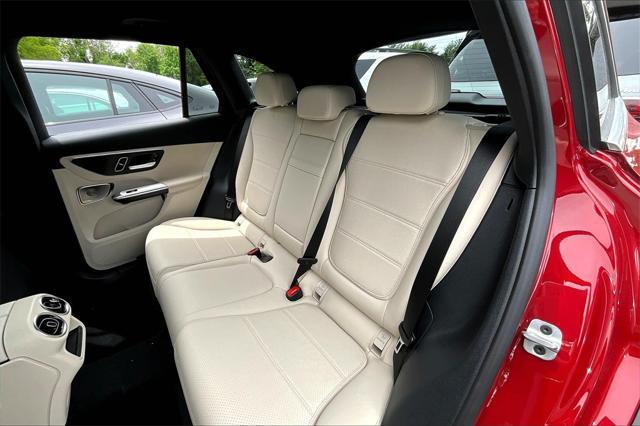 new 2025 Mercedes-Benz GLC 300 car, priced at $59,950
