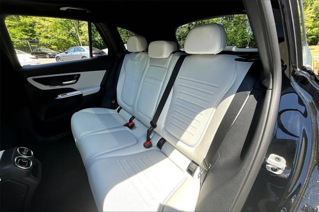 new 2025 Mercedes-Benz GLC 300 car, priced at $59,085
