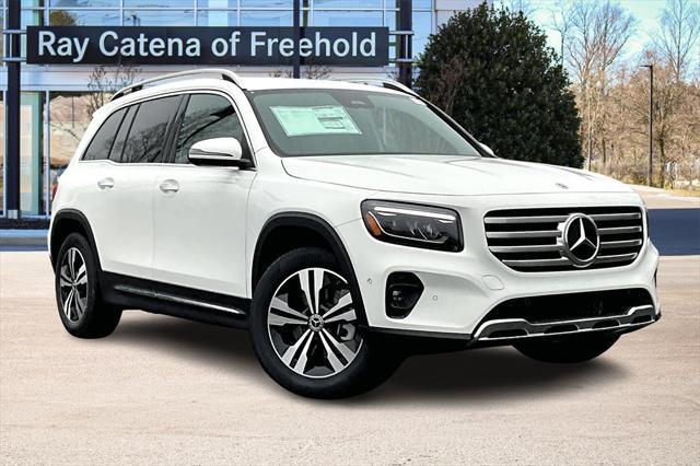 new 2025 Mercedes-Benz GLB 250 car, priced at $49,595