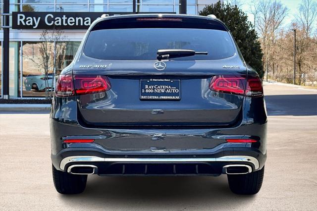 used 2022 Mercedes-Benz GLC 300 car, priced at $38,995