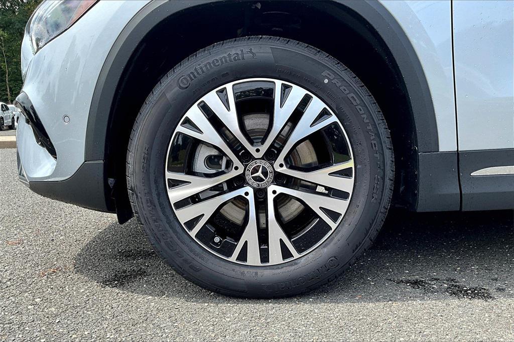 new 2026 Mercedes-Benz GLA 250 car, priced at $48,535