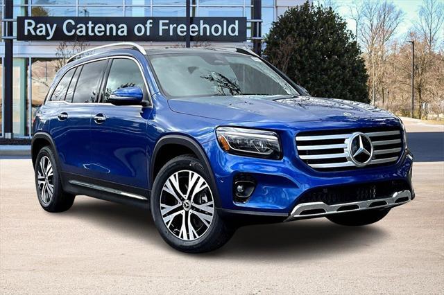 new 2024 Mercedes-Benz GLB 250 car, priced at $52,675