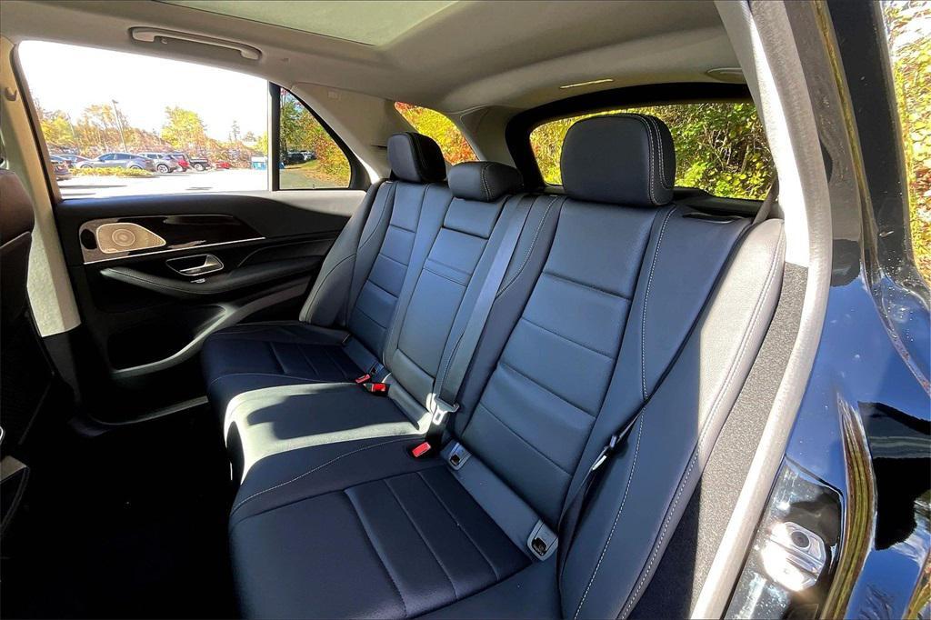 new 2026 Mercedes-Benz GLE 450 car, priced at $77,500