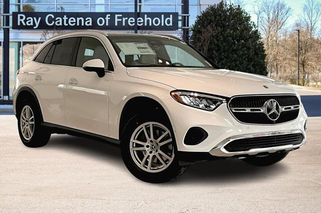 new 2025 Mercedes-Benz GLC 300 car, priced at $54,385